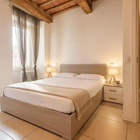 Fabretti - Modern In Heart Of Apartment